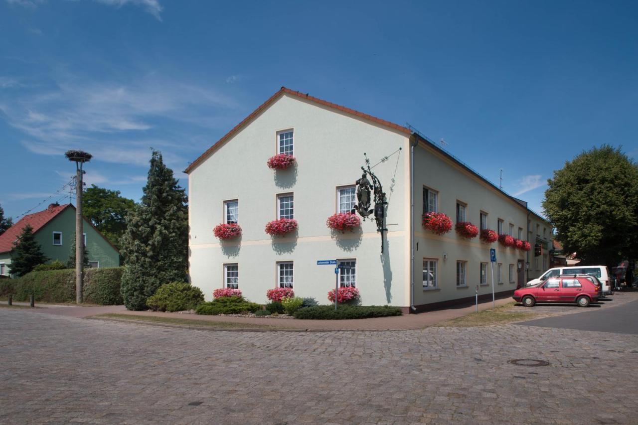 Hotel & Gasthaus Zum Eichenkranz Luckenwalde Bagian luar foto