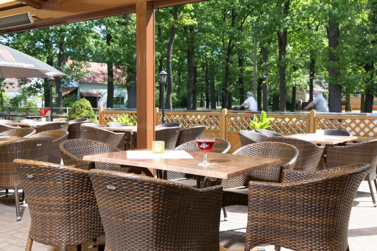 Hotel & Gasthaus Zum Eichenkranz Luckenwalde Bagian luar foto